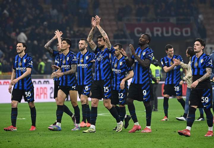 开云体育-包含里昂发布备战花絮,赛后防线松动,欧超杯任务艰巨,轮换策略成焦点的词条-开云体育